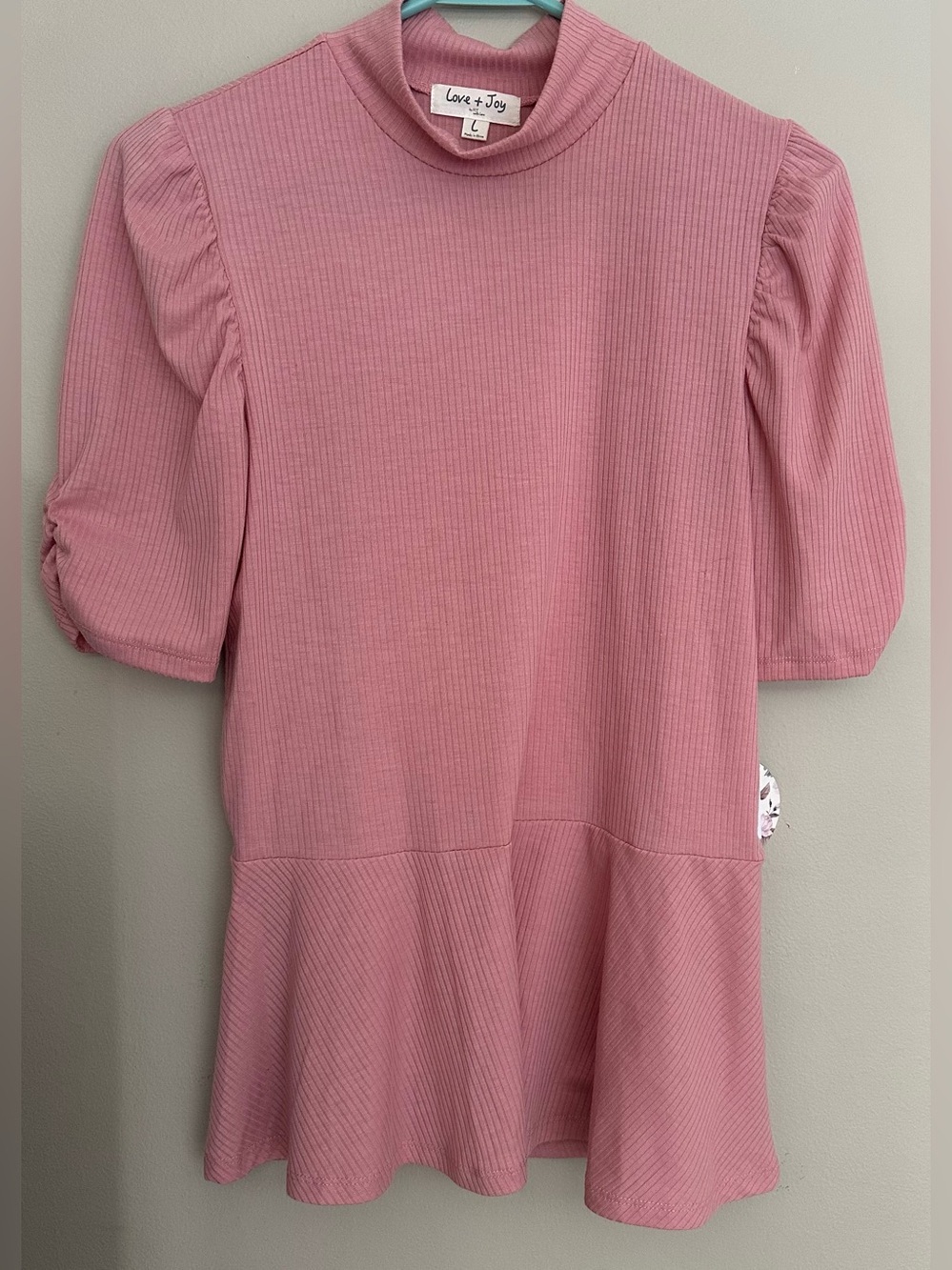 Love + Joy Size LARGE PINK Ribbed Peplum Knit Top